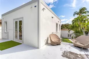 152 SW 20th Rd, Miami, FL 33129 - Photo 4