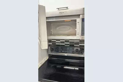 2415 Lincoln St #305, Hollywood, FL 33020 - Photo 24