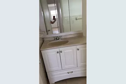 2415 Lincoln St #305, Hollywood, FL 33020 - Photo 18