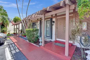 2667 S Parkview Dr, Hallandale Beach, FL 33009 - Photo 42