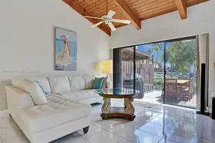2667 S Parkview Dr, Hallandale Beach, FL 33009 - Photo 10