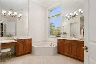 14857 SW 38th St, Davie, FL 33331 - Photo 10