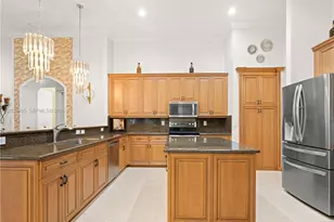 14857 SW 38th St, Davie, FL 33331 - Photo 24