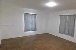 10945 NW 19th Ave, Miami, FL 33167 - Photo 8