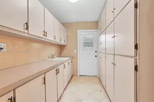 4201 McKinley St, Hollywood, FL 33021 - Photo 14