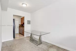 7975 Crespi Blvd, Miami Beach, FL 33141 - Photo 10
