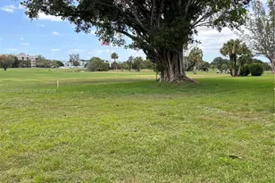1045 Country Club Dr, Margate, FL 33063 - Photo 24
