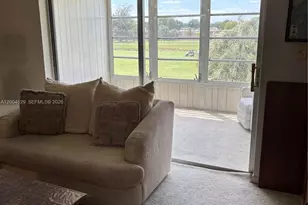 1045 Country Club Dr, Margate, FL 33063 - Photo 4