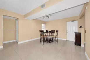 10441 Mahogany Key Circle, Miami, FL 33196 - Photo 10