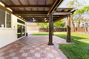 5869 NW 108th Pl, Doral, FL 33178 - Photo 36