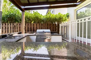 5869 NW 108th Pl, Doral, FL 33178 - Photo 32