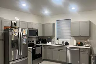 1431 NE 3rd Ave, Florida City, FL 33034 - Photo 6