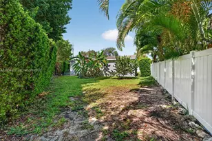 8 Ocean View Blvd, Key Largo, FL 33037 - Photo 44