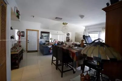 14512 SW 139th Ave Cir W, Miami, FL 33186 - Photo 4