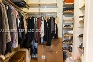 126 SW 17th Rd, Miami, FL 33129 - Photo 4