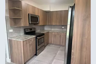 14240 S Biscayne River Rd #1, Miami, FL 33161 - Photo 4