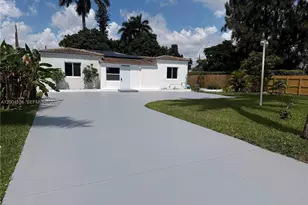 14240 S Biscayne River Rd, Miami, FL 33161 - Photo 2