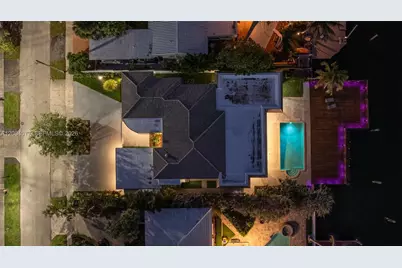 1690 Daytonia Rd, Miami Beach, FL 33141 - Photo 16