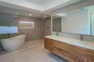 1690 Daytonia Rd, Miami Beach, FL 33141 - Photo 34