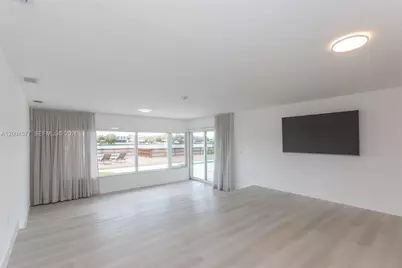 1690 Daytonia Rd, Miami Beach, FL 33141 - Photo 72