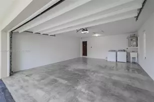 1101 Capri St, Coral Gables, FL 33134 - Photo 36