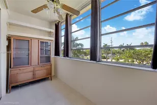 1551 NE Miami Gardens Dr, Miami, FL 33179 - Photo 10