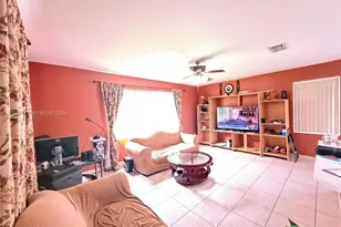 2329 NW 184th Terrace, Pembroke Pines, FL 33029 - Photo 4