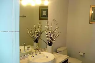 244 Biscayne Blvd, Miami, FL 33132 - Photo 8