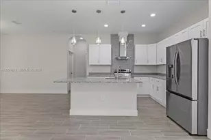 2804 11th St W, Lehigh Acres, FL 33971 - Photo 8