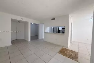 8215 SW 152nd Ave, Miami, FL 33193 - Photo 4