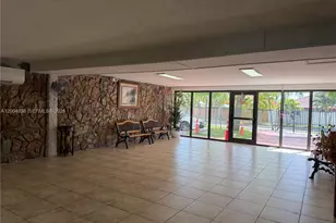 6950 W 6th Ave, Hialeah, FL 33014 - Photo 10