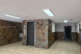 6950 W 6th Ave, Hialeah, FL 33014 - Photo 14