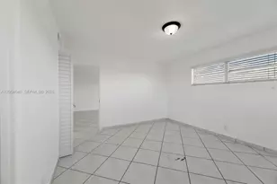 220 SW 9th Ave, Hallandale Beach, FL 33009 - Photo 14