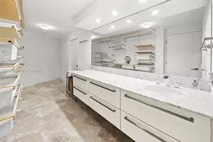 600 Grapetree Dr, Key Biscayne, FL 33149 - Photo 34