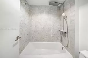 600 Grapetree Dr, Key Biscayne, FL 33149 - Photo 50