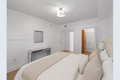 17145 N Bay Rd #4311, Sunny Isles Beach, FL 33160 - Photo 6