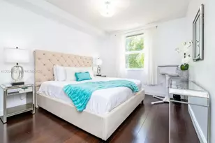 17145 N Bay Rd, Sunny Isles Beach, FL 33160 - Photo 4
