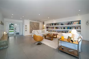 861 Harbor Dr, Key Biscayne, FL 33149 - Photo 2