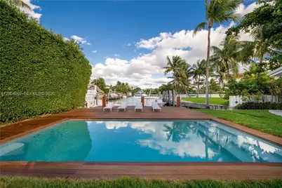 861 Harbor Dr, Key Biscayne, FL 33149 - Photo 1