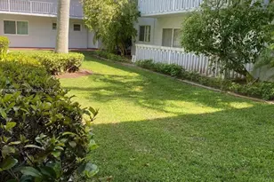 100 Edgewater Dr, Coral Gables, FL 33133 - Photo 20