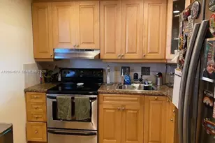 100 Edgewater Dr, Coral Gables, FL 33133 - Photo 24