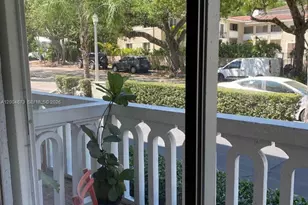100 Edgewater Dr, Coral Gables, FL 33133 - Photo 8