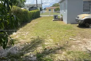 14315 NW 12th Ave, Miami, FL 33168 - Photo 16