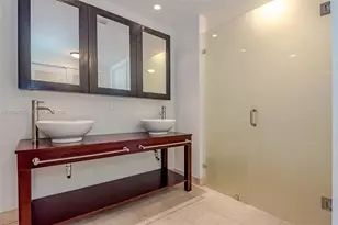 350 S Miami Ave, Miami, FL 33130 - Photo 38