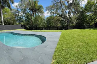 1304 Stratford St, Wellington, FL 33414 - Photo 2