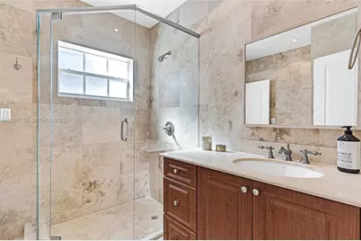 265 Palm Ave, Miami Beach, FL 33139 - Photo 20