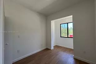 19426 SW 125th Ave, Miami, FL 33177 - Photo 18