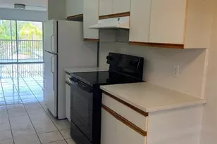 12501 SW 14th St, Pembroke Pines, FL 33027 - Photo 4