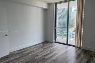 79 SW 12th St, Miami, FL 33130 - Photo 10