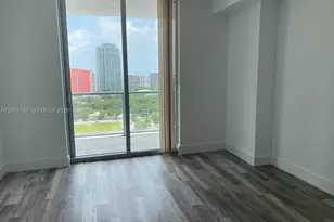79 SW 12th St, Miami, FL 33130 - Photo 12